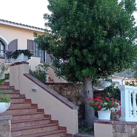 Delle Rose Tatil Evi Budoni